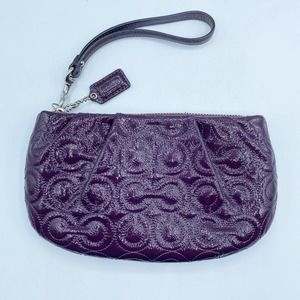 Coach Signature Gramercy Large Wristlet Eggplant Purple Patent Leather 43229